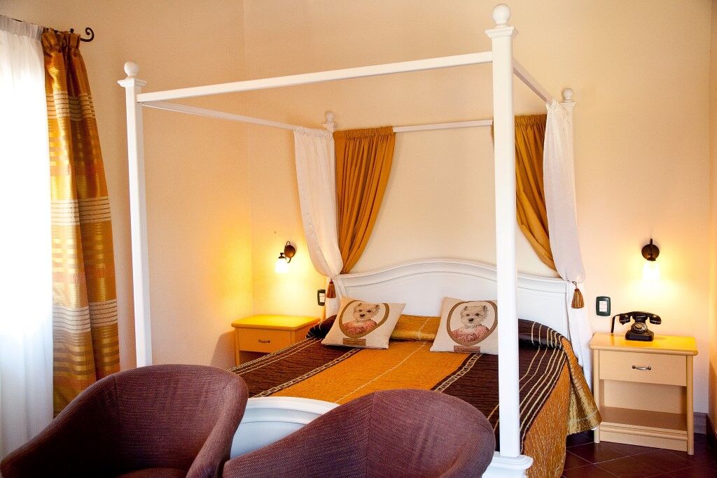 Hotel Borgo Tre Rose Valiano Exterior foto
